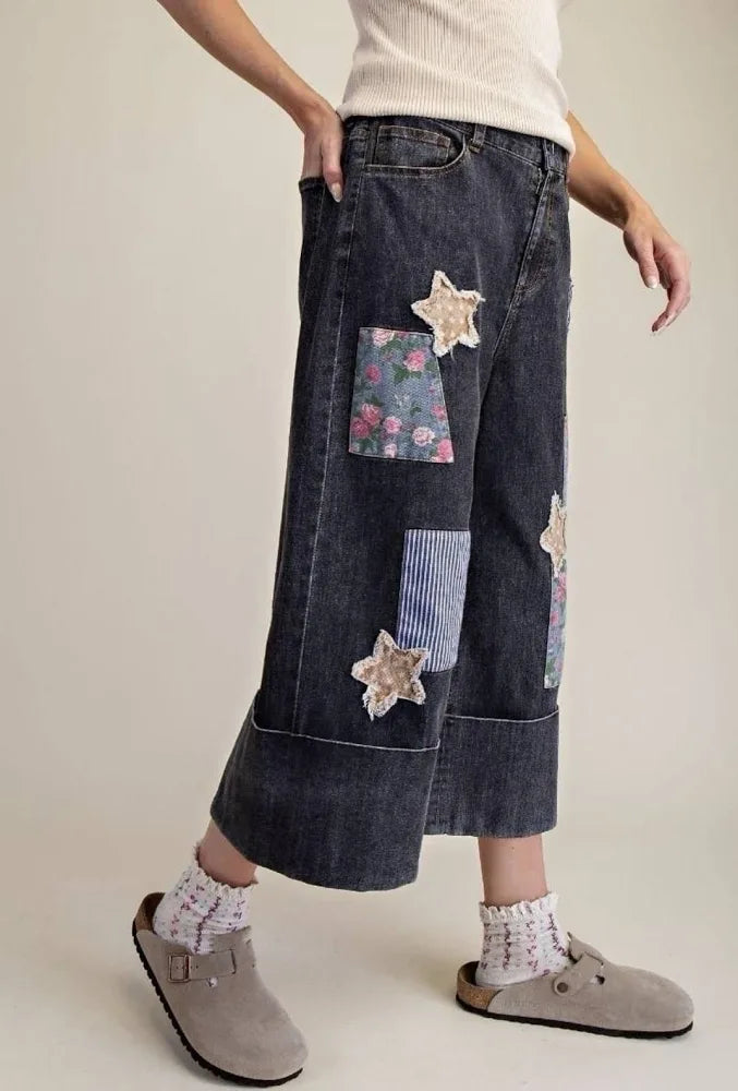 Easel Women's Wide Leg Denim Cropped Jeans Floral Patchwork Size M