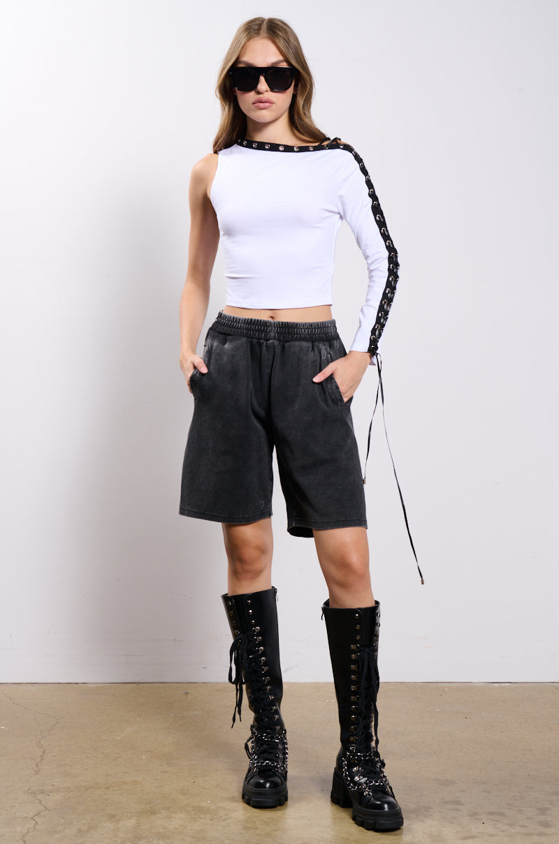 Akira Big Diva One Sleeve Tie Up Shirt Size Large NWTS