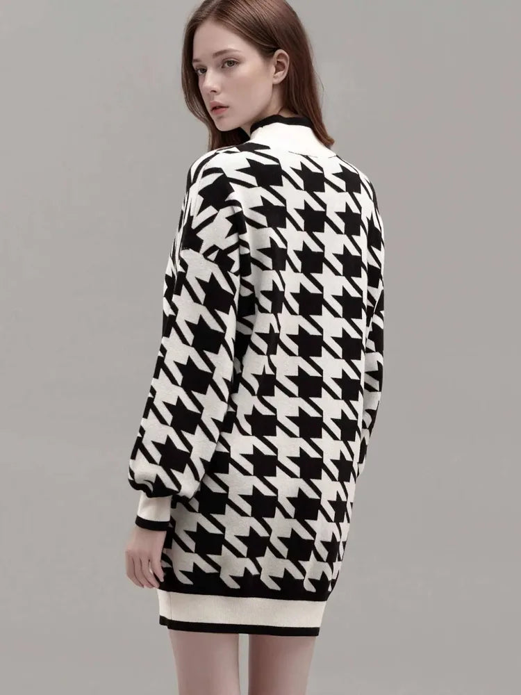 Blu Pepper Mock Neck Houndstooth Sweater Dress – Black & Ivory Mini Knit Dress M